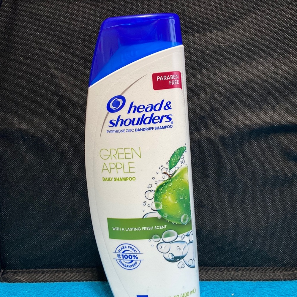 Head and Shoulders Green Apple Daily Shampoo